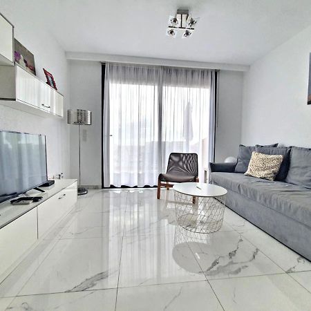 Sea View In Paradise Court 아데제 외부 사진