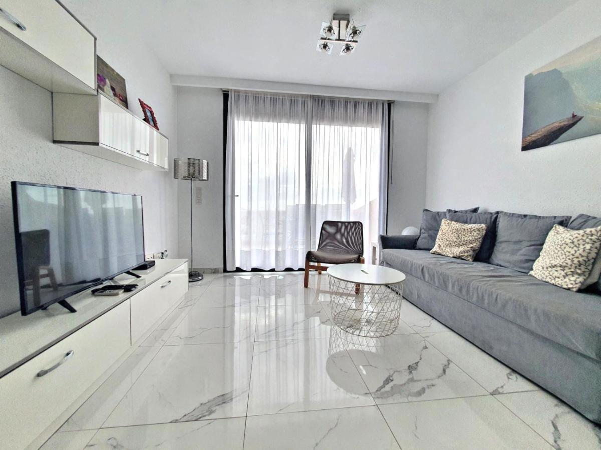 Sea View In Paradise Court 아데제 외부 사진